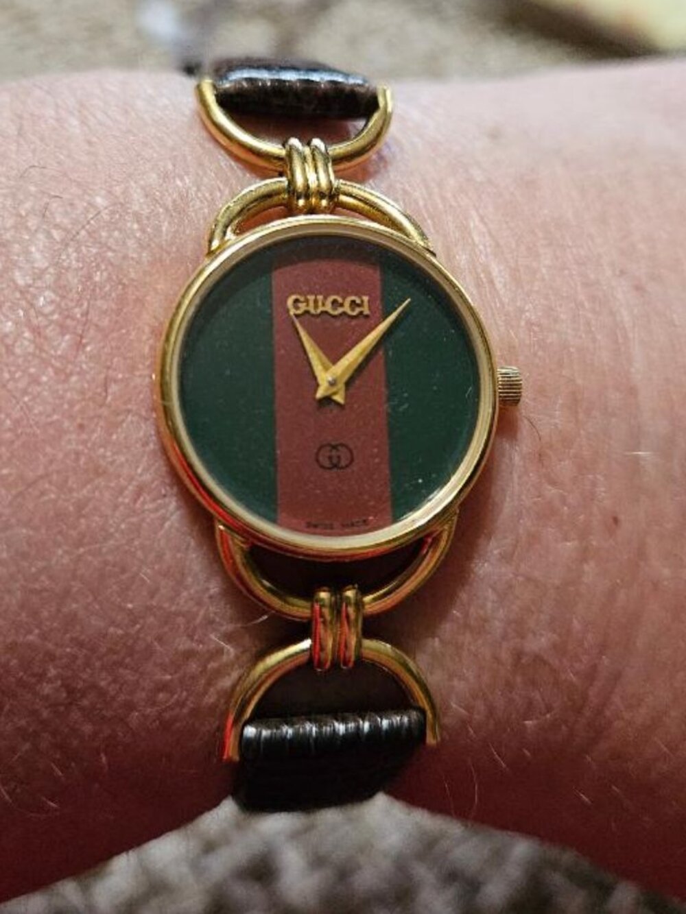 Women's Gucci Watch 6000L In great Shape - Picture 15 of 16